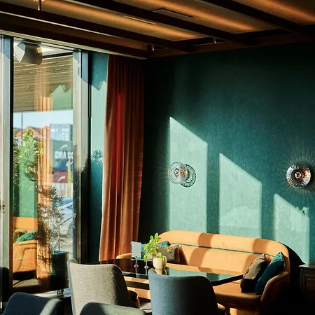 Hotel Caledonien-2