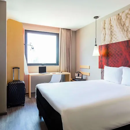Ibis Tijuana-2