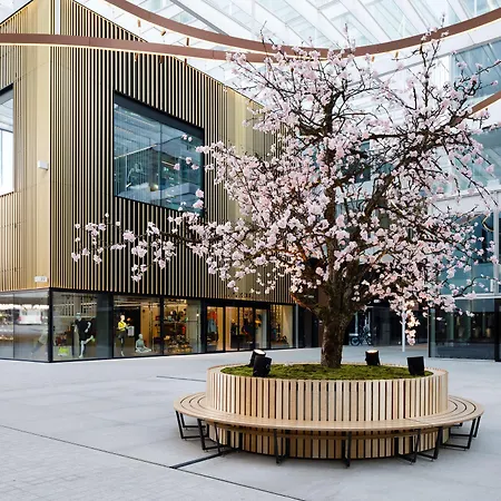 Hyatt Regency Zurich Airport Circle-2