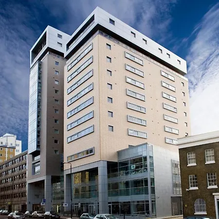 Marlin Aldgate Tower Bridge-2