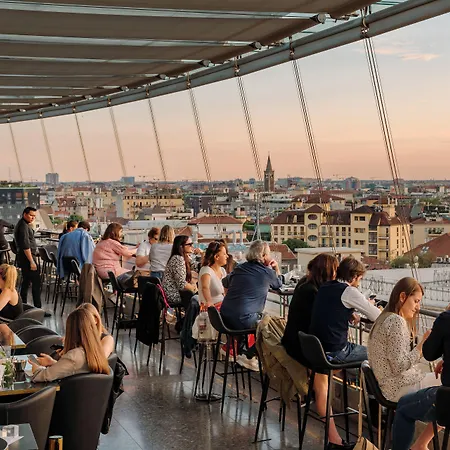 Hotel The Square Milano Duomo - Preferred Hotels & Resorts-3