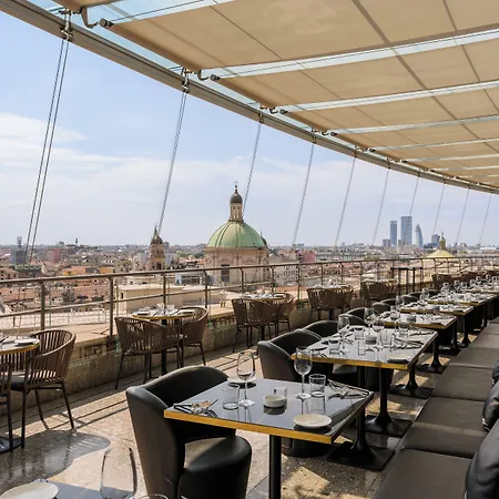 Hotel The Square Milano Duomo - Preferred Hotels & Resorts-2