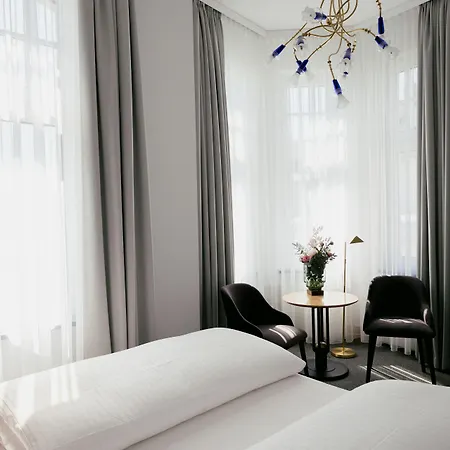 DOM Hotel LIMBURG-3
