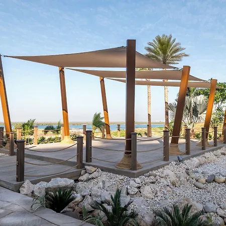 Yas Plaza Marina By Ihg-3