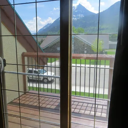 Waterton Glacier Suites-3