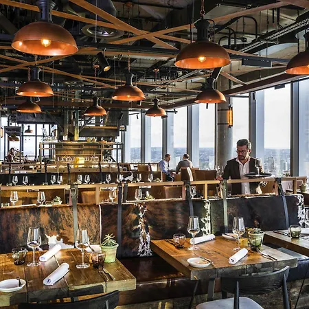 Novotel London Canary Wharf-3