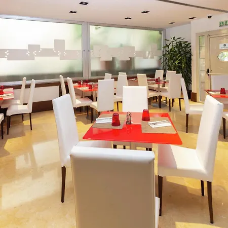 Hilton Garden Inn Rome Claridge-2