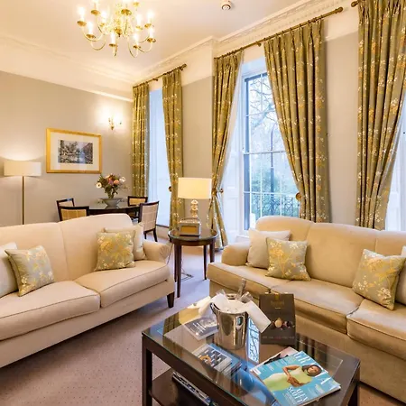 The Goodenough Hotel London-3