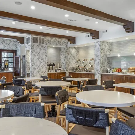 Best Western Plus Sunset Plaza Hotel-2