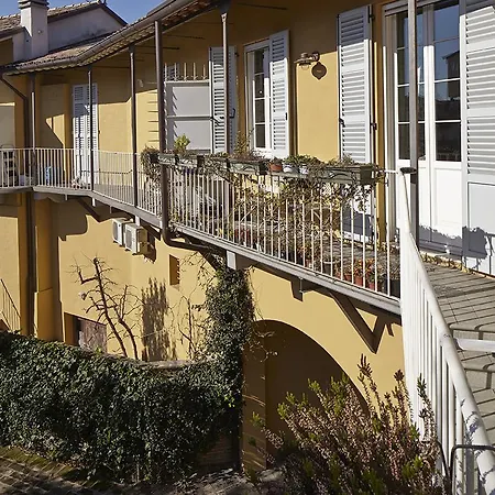 M Club De Luxe B&B-2