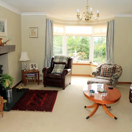 Westacre Bed & Breakfast-3