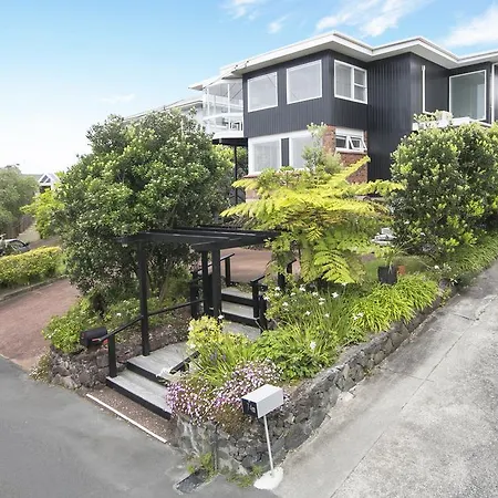 Kohimarama Beach Bed & Breakfast-3