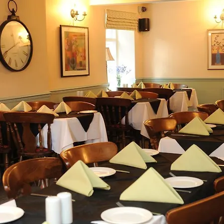 Queens Arms Country Inn-2
