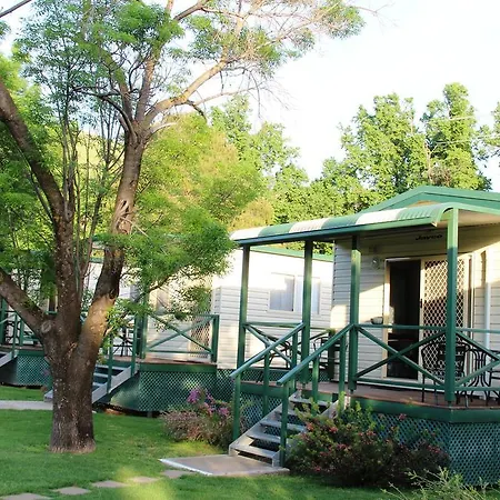Gundagai Cabins & Tourist Park-2
