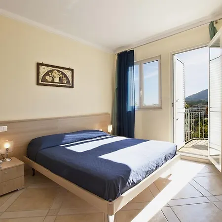 Posidonia Residence-2