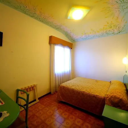 La Favorita Apricale B&B-3