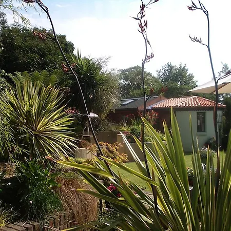Weston Cottage-2