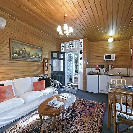 Hillside Country Retreat-2