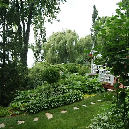 La Belle Aux Berges-3
