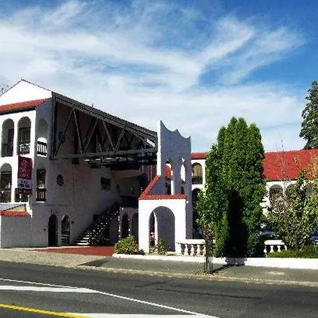 Alcala Motor Lodge-2