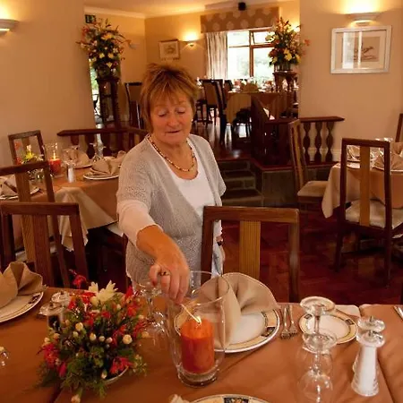 Hanora'S Cottage Guesthouse And Restaurant-2