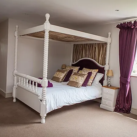 Stoodleigh Court Coach House-2