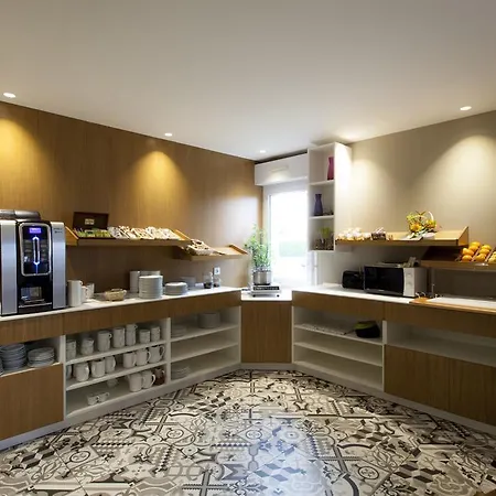 Alysson Hotel-3
