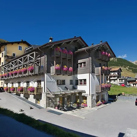 Hotel Marzia-3
