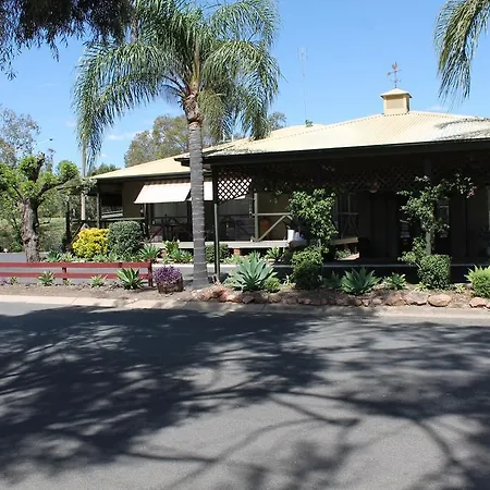 Lake Forbes Motel-3