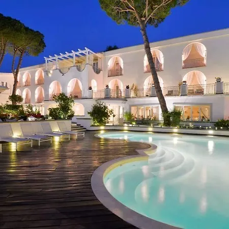 La Pineta Hotel Beach & Spa-3