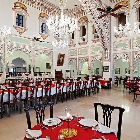 Laxmi Vilas Palace-3