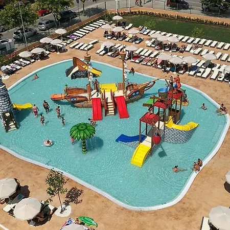 Hotel Sorra Daurada Splash-3