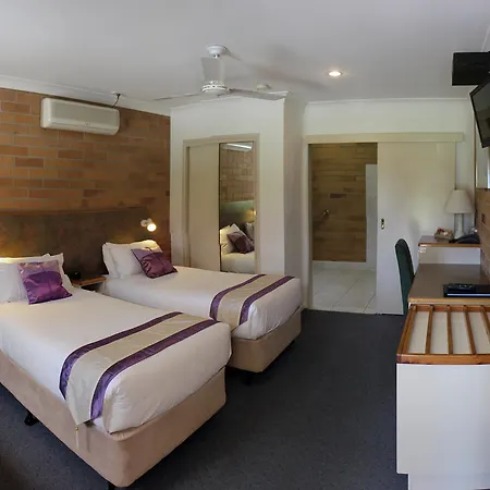 Copper Country Motor Inn-3