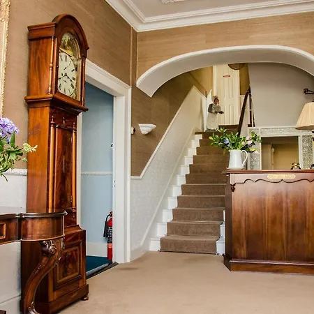 Harbour House B&B-3