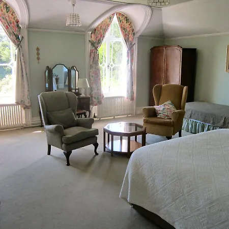 Hollybank House-2