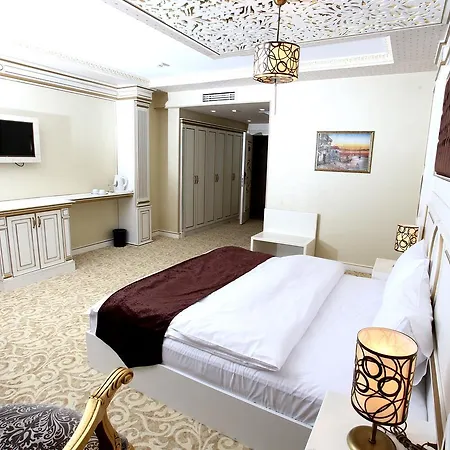 Opera Hotel-2