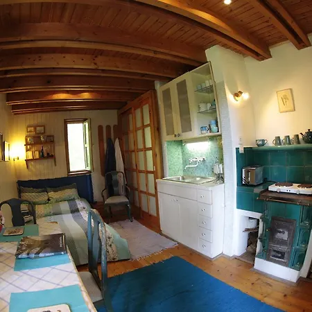 Rosehill Cottage-3