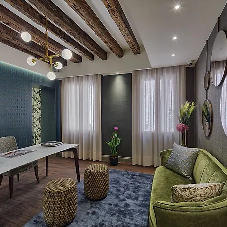 Suite735-2