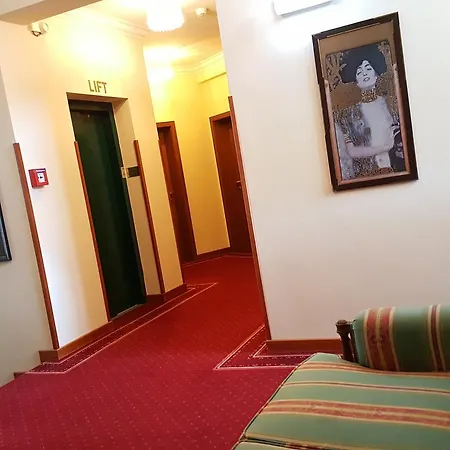 Paul'S Hotel-2