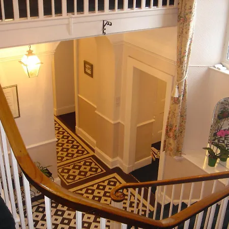 Croft Hill Guest House-3