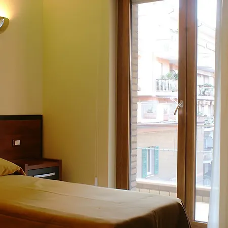 Licia B&B-3