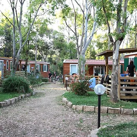 Camping Villaggio L'Ultima Spiaggia-3