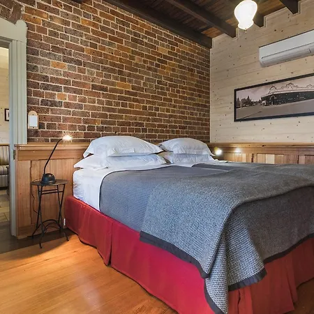 Old Bank Boutique Hotel-3