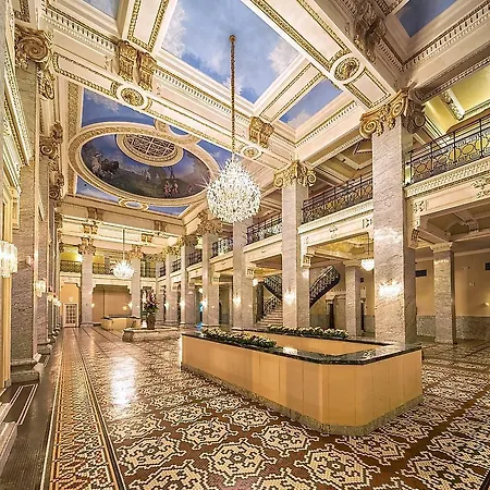 Hotel Bentley-3