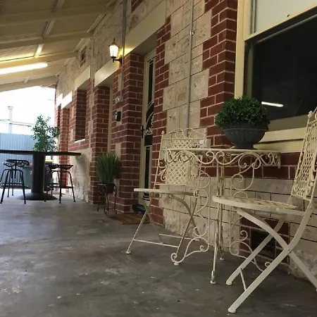 Two Cow Cottage Bed & Breakfast-3
