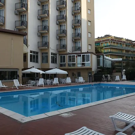 Hotel Plaza-2