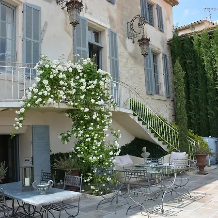 Le Petit Chateau-3