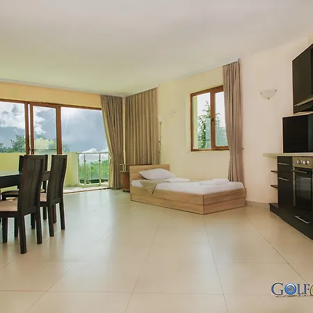 Aparthotel Golf Coast-3