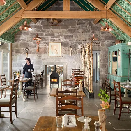 Meikleour Arms Hotel & Restaurant-2