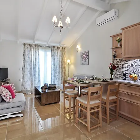 Mazis Apartments-2